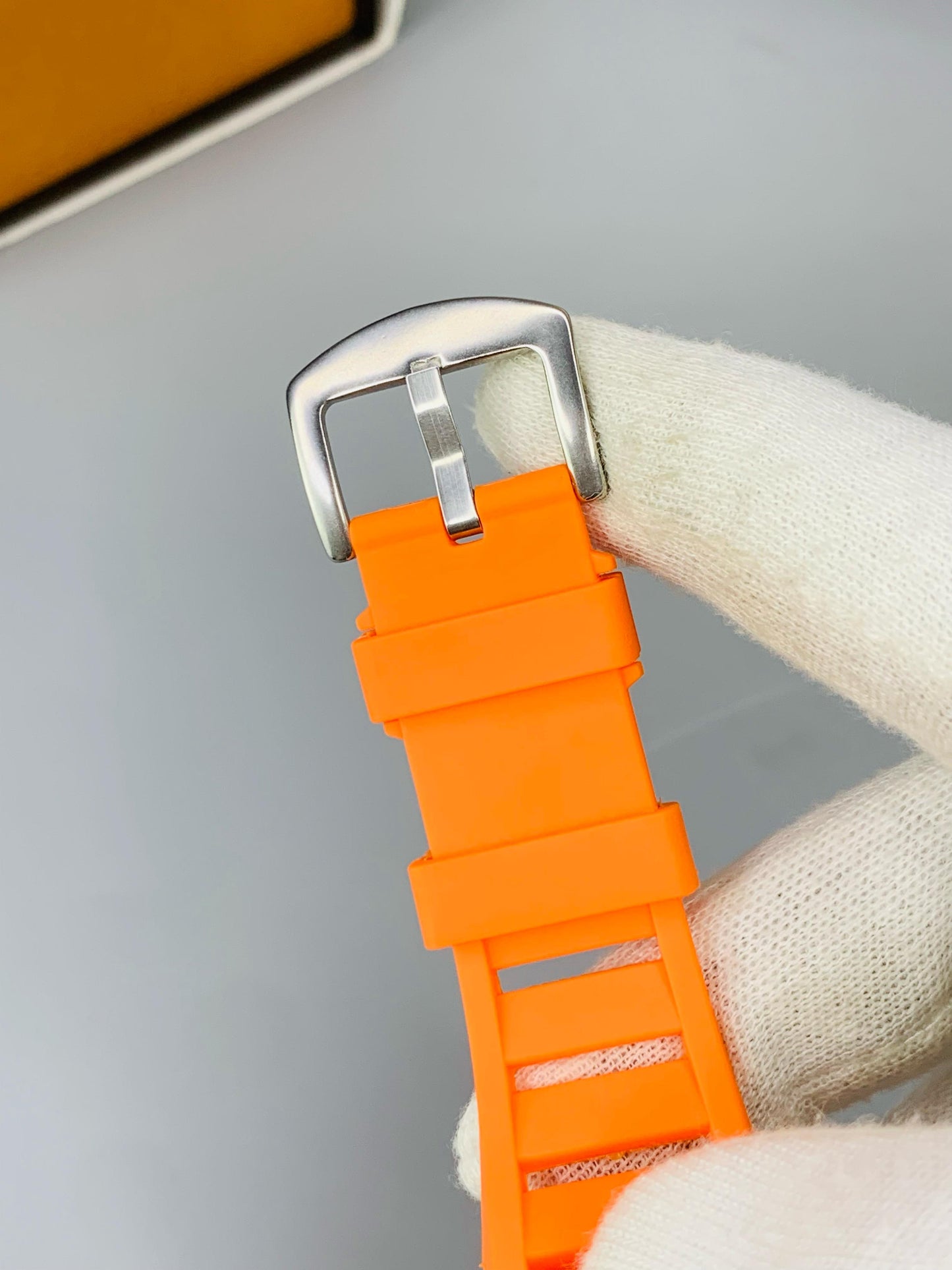 RM Bariho Sports Watch
