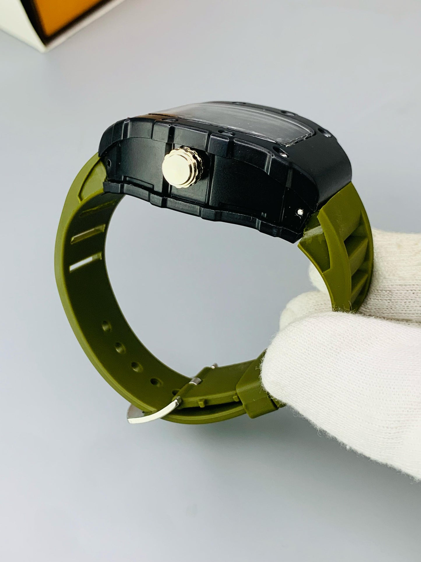 RM Bariho Sports Watch